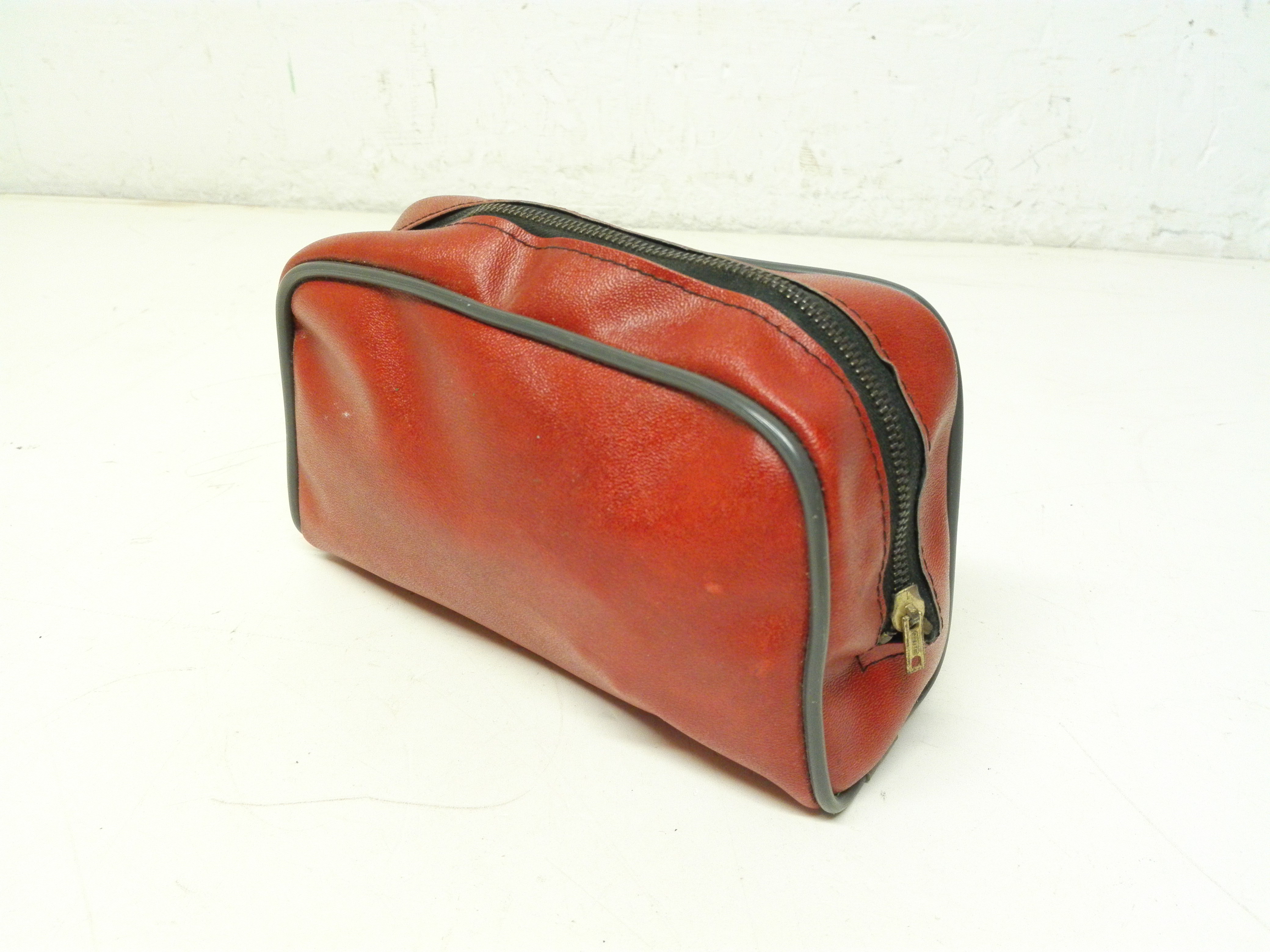 plancha plegable viaje+funda solac metal baquelita skay 10.5x18x6.5 1u